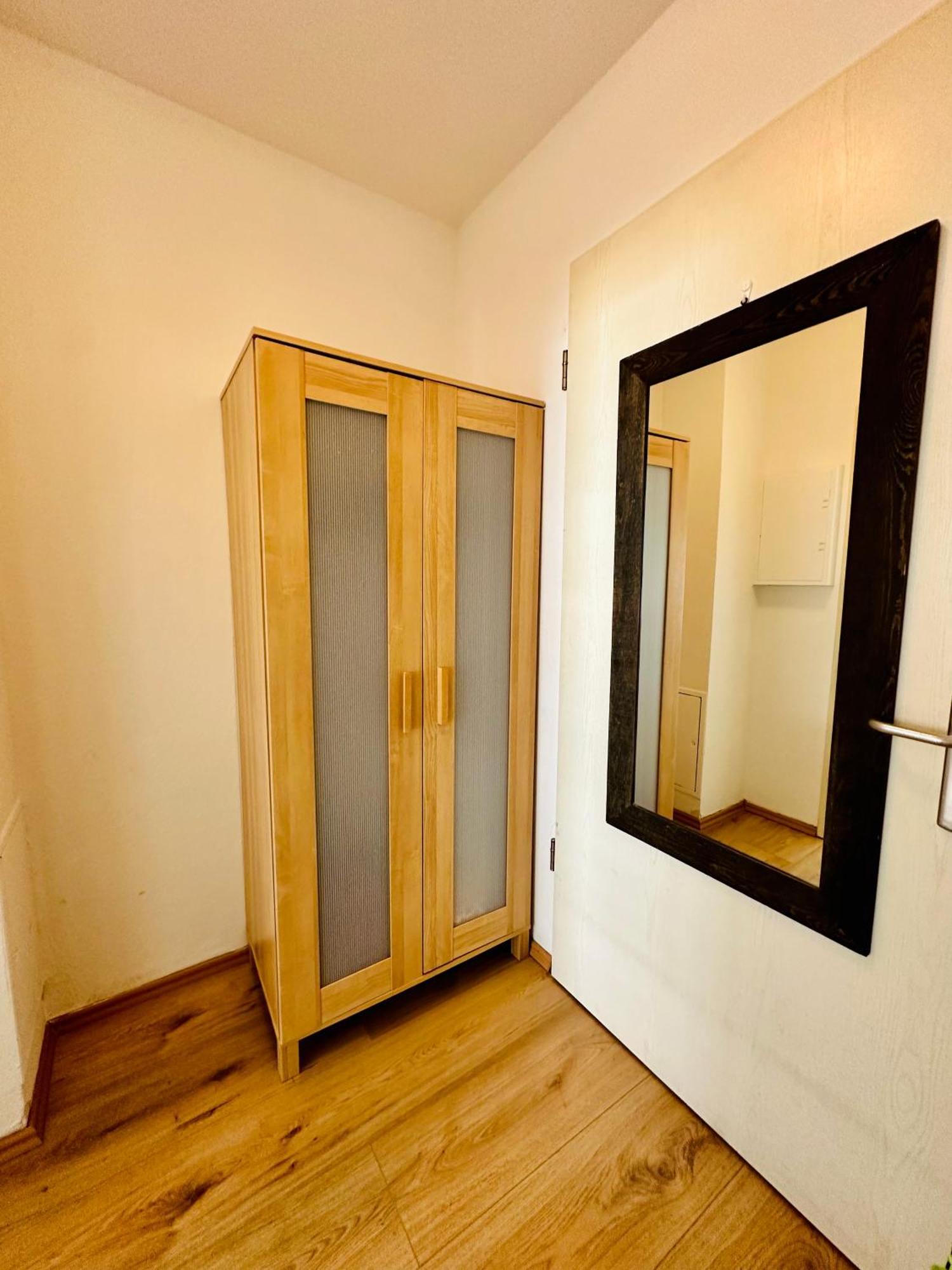 Studio Apartment In Stoetteritz With Balcony - Great Public Transport Links To The City Lipcse Kültér fotó