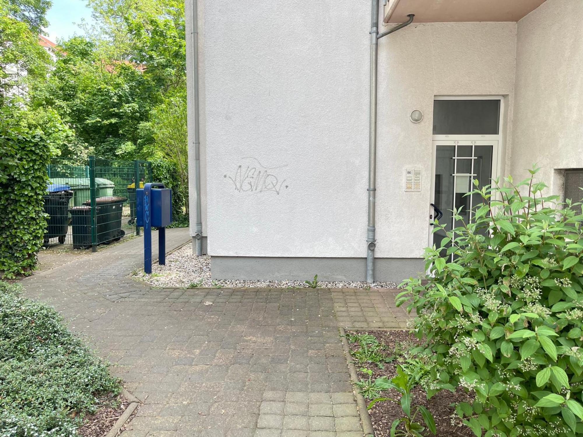 Studio Apartment In Stoetteritz With Balcony - Great Public Transport Links To The City Lipcse Kültér fotó